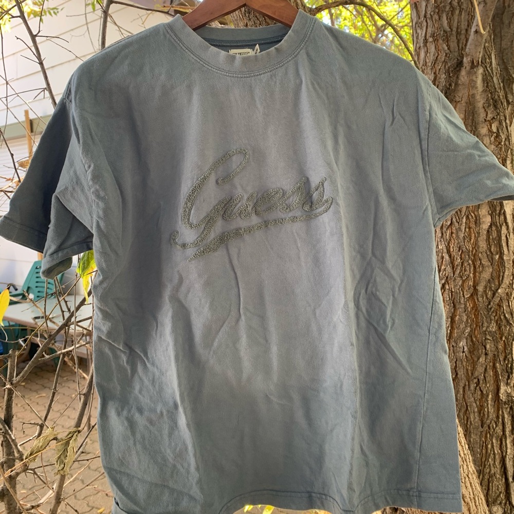 Vintage guess t shirt
